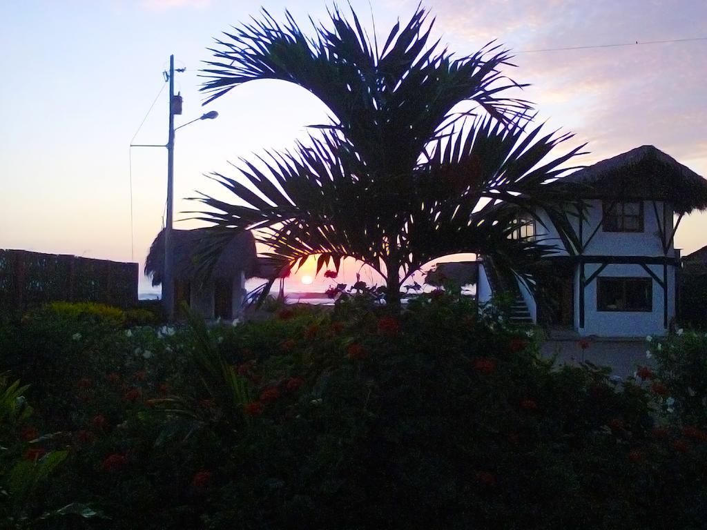 Cabanas El Manglar Hotel Las Tunas Exterior photo