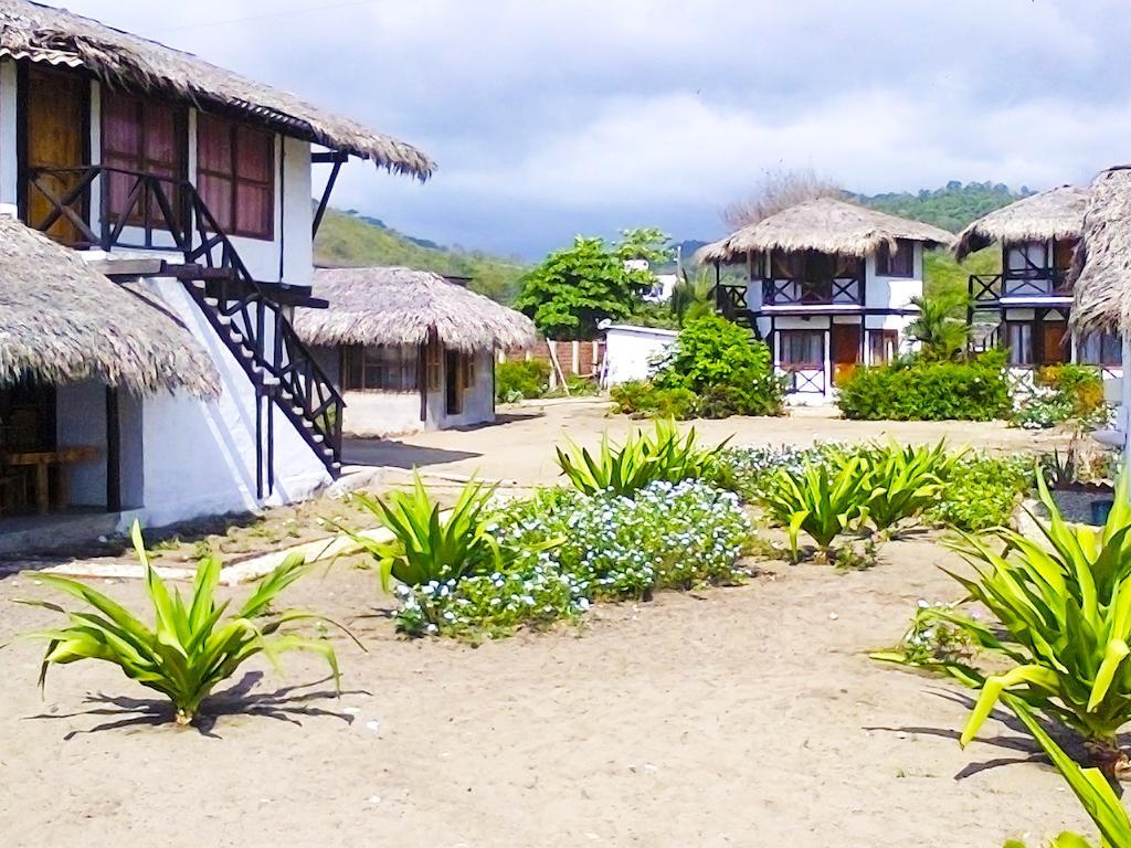 Cabanas El Manglar Hotel Las Tunas Exterior photo